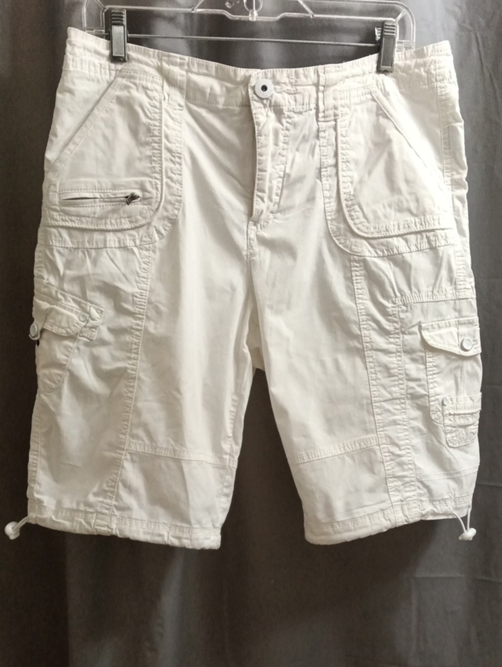 Woman's s White Cargo Shorts - Lightweight Casual Utility